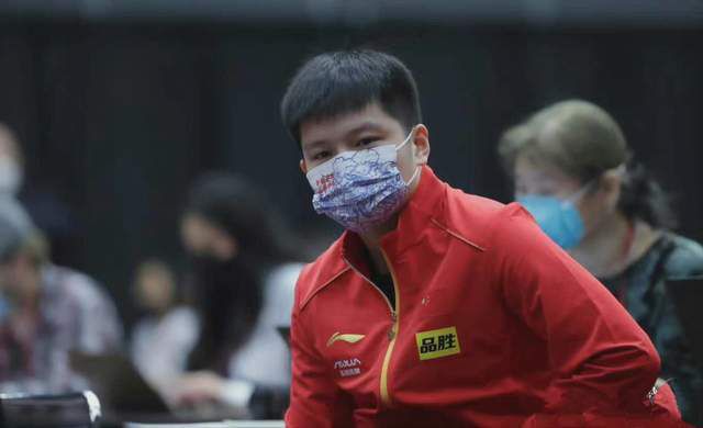 控股公司的秘书