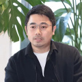 李宇春解锁新刊酷帅的调调 挑战分身叠影眼神冷冽 2020-05-22 5月22日，李宇春成为《DAZED China》新期封面人物大片发布。